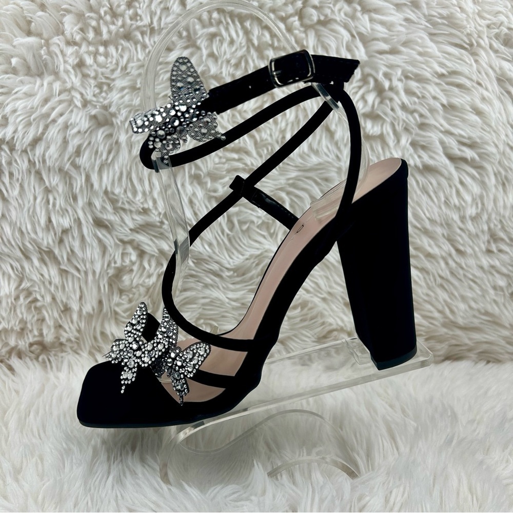 WOMEN'S BUTTERFLY ANKLE STRAP HEEL (AGATHA-8) - Picture 2 of 5